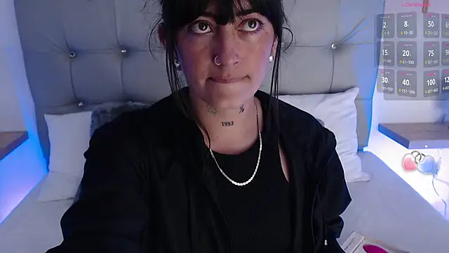 Arianna  trevol online show from September 23, 9:29 pm