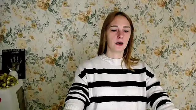 Snapshot of Milana_Cutie_ chatting on October 8, 5:49 am Milana Cutie  online show from October 8, 5:49 am