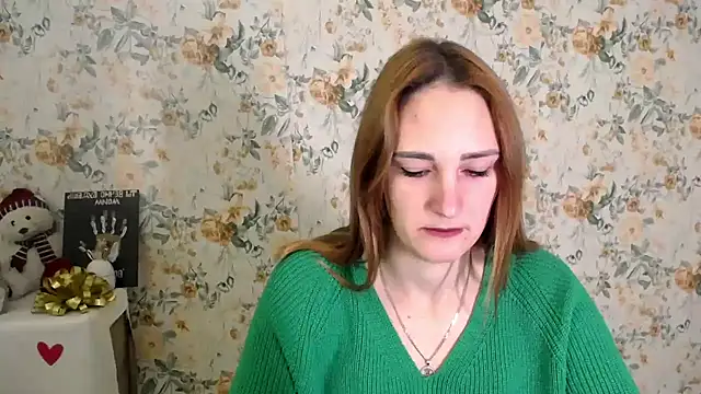 Snapshot of Milana_Cutie_ chatting on October 29, 8:16 am Milana Cutie  online show from October 29, 8:16 am