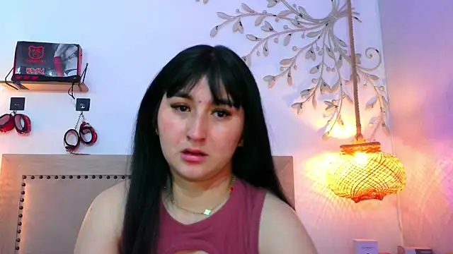 Daphnee-x online show from December 22, 11:29 am