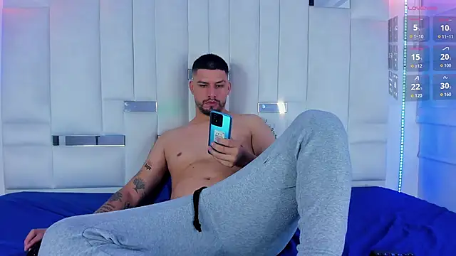 Jacob19  online show from November 4, 3:16 am