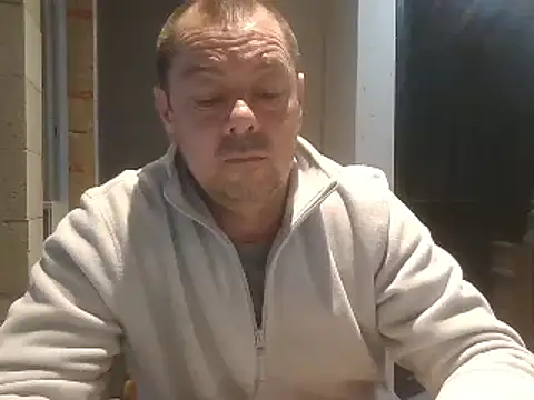 hugoboys4576 online show from October 31, 3:57 pm