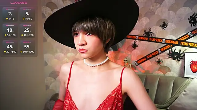 Snapshot of sandzu_ chatting on October 28, 8:33 pm sandzu online show from October 28, 8:33 pm