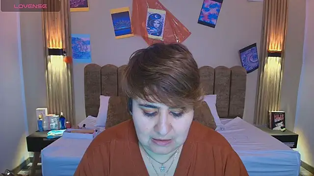 Snapshot of Sasharosee2 chatting on October 2, 12:23 pm Sasharosee2 online show from October 2, 12:23 pm