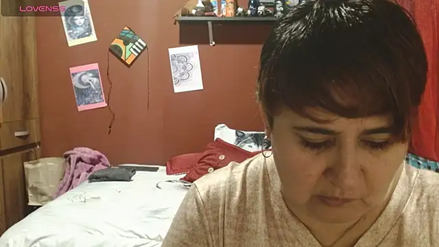 Snapshot of Sasharosee2 chatting on October 14, 12:50 pm Sasharosee2 online show from October 14, 12:50 pm