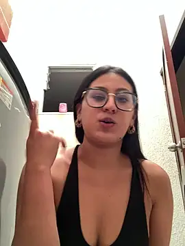 Laurentt1 online show from September 19, 1:45 pm