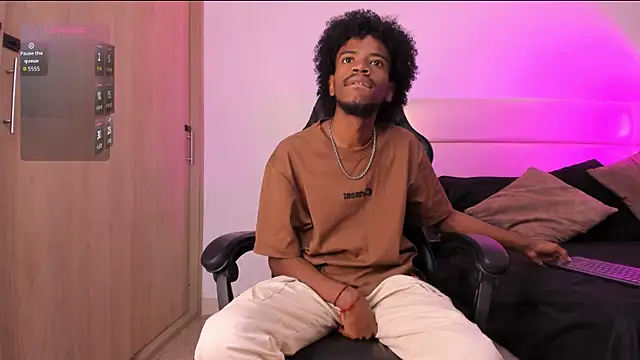 AllexJacob online show from December 3, 1:20 pm