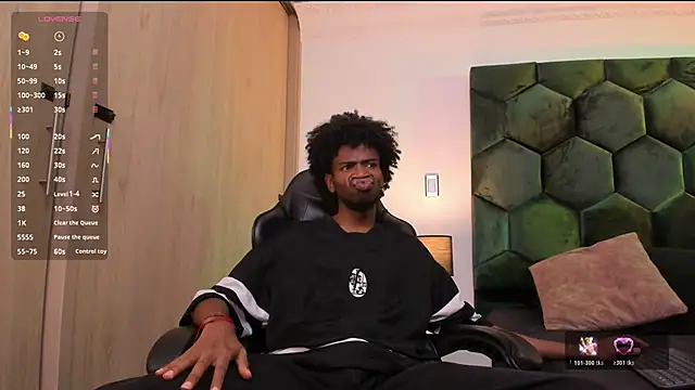 AllexJacob online show from February 17, 1:40 pm