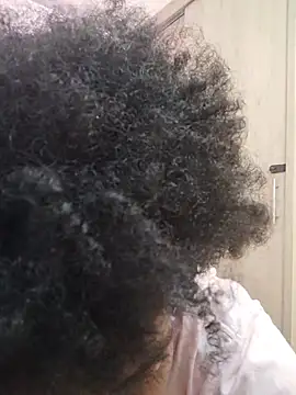 Snapshot of AllexJacob chatting on April 2, 1:31 pm AllexJacob online show from April 2, 1:31 pm