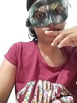 ms-naina online show from August 4, 6:32 pm