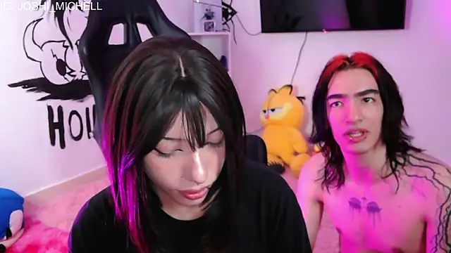 Everlong  online show from November 18, 2:50 am