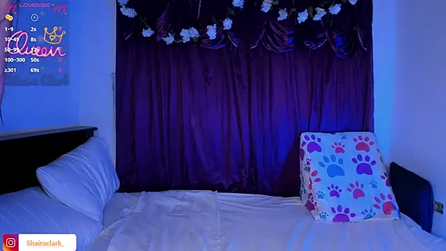 Snapshot of Shairaclark_ chatting on June 20, 2:03 am Shairaclark online show from June 20, 2:03 am