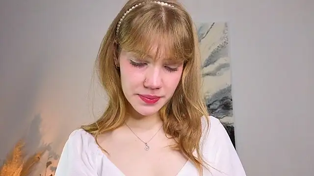 pienaple online show from November 2, 4:04 am