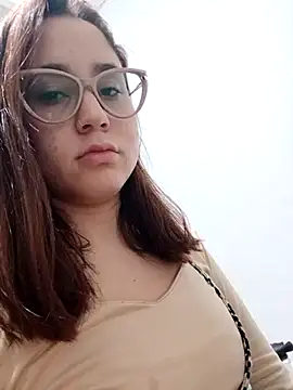 linameii online show from June 18, 6:57 am