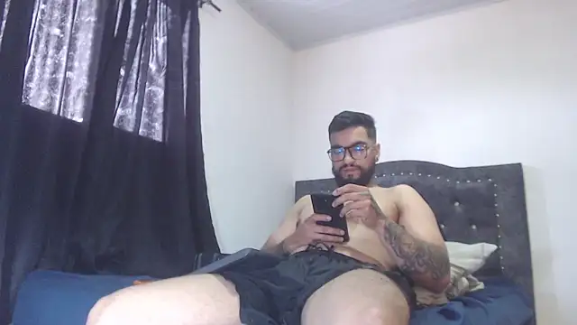 Chrys harris77 online show from March 12, 6:25 pm