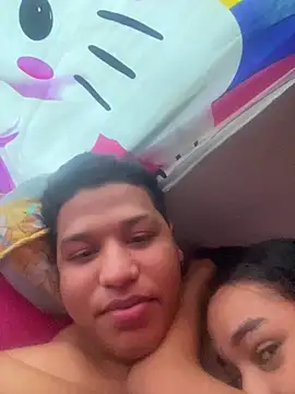 Snapshot of Cunaniita_venas chatting on July 27, 10:50 pm Cunaniita venas online show from July 27, 10:50 pm