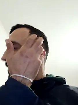 Snapshot of Deffnot7777 chatting on November 13, 10:52 pm Deffnot7777 online show from November 13, 10:52 pm