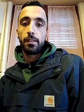 Snapshot of Deffnot7777 chatting on November 17, 3:18 pm Deffnot7777 online show from November 17, 3:18 pm