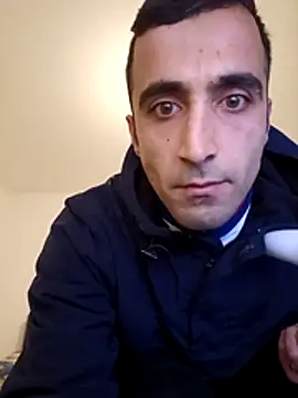 Snapshot of Deffnot7777 chatting on November 27, 11:07 pm Deffnot7777 online show from November 27, 11:07 pm