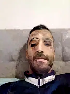 Snapshot of Deffnot7777 chatting on December 18, 10:27 pm Deffnot7777 online show from December 18, 10:27 pm