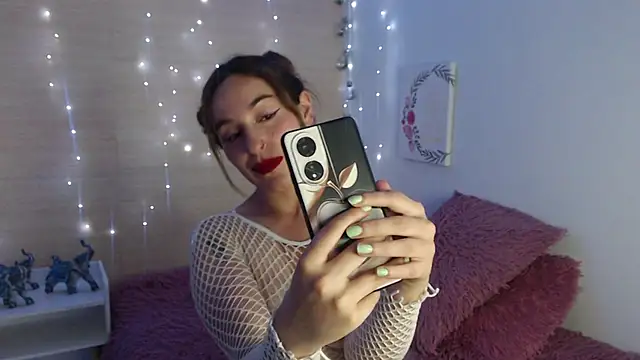 kat desiree online show from October 1, 8:04 pm