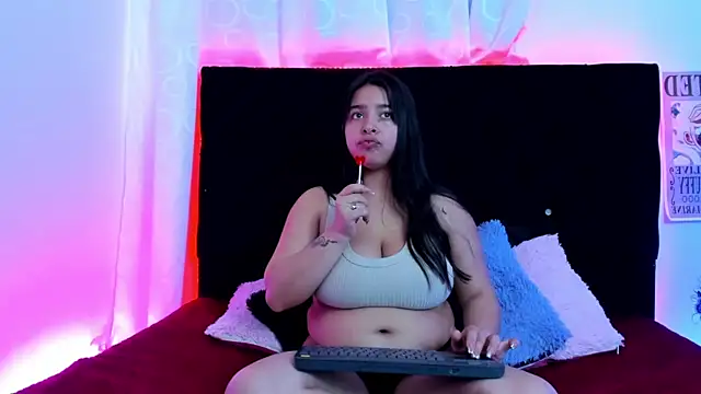 queen salomme online show from November 3, 9:59 pm