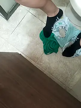 jenpaoo6- online show from October 22, 2:39 pm