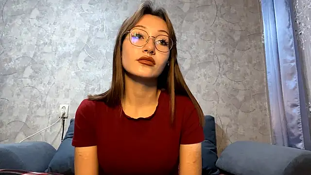 Snapshot of SetsukoBuddemeyer chatting on October 10, 10:14 am SetsukoBuddemeyer online show from October 10, 10:14 am