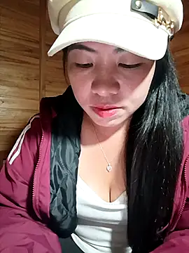 tulipsexy online show from December 15, 11:47 am