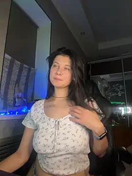 Snapshot of cutie_modest_ chatting on October 19, 7:03 pm cutie modest online show from October 19, 7:03 pm