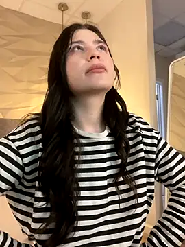 Valerie Ohara online show from October 10, 4:33 am