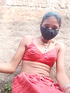 Snapshot of R_Roshni chatting on December 2, 2:39 am R Roshni online show from December 2, 2:39 am