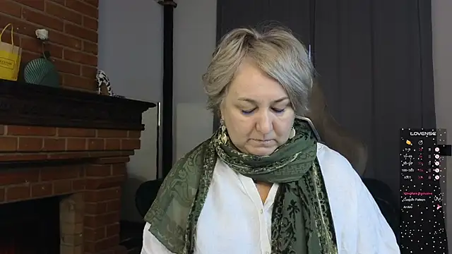 Marta Wils online show from October 4, 1:25 am