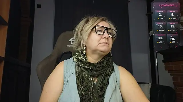 Marta Wils online show from October 21, 2:23 am