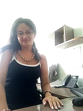 ValeriaLove43211 online show from September 22, 6:59 am