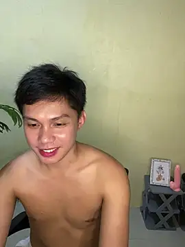 Snapshot of Jan_Waynexx chatting on December 15, 5:55 am Jan Waynexx online show from December 15, 5:55 am