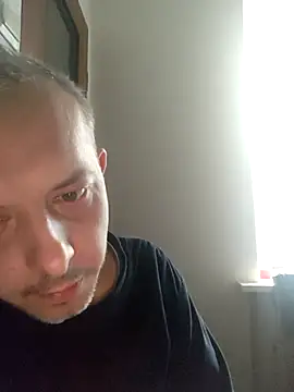 szajbusek41 online show from March 14, 6:30 am