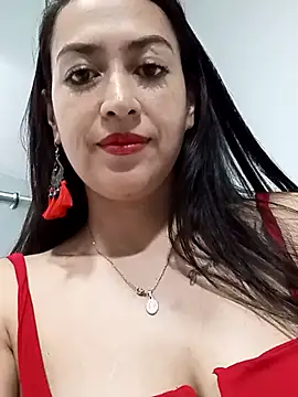 Mature julianaa online show from October 3, 9:23 pm