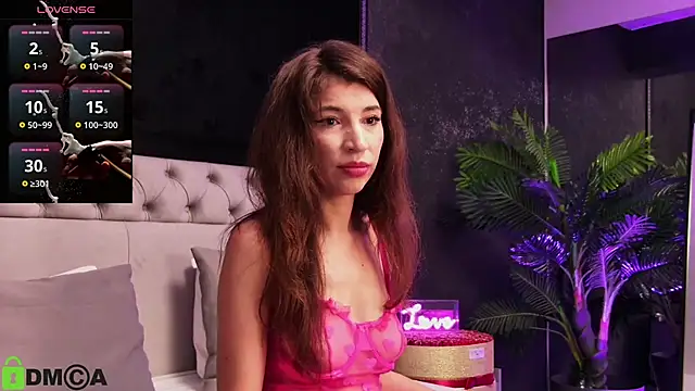 NatalieChase online show from September 23, 7:06 pm