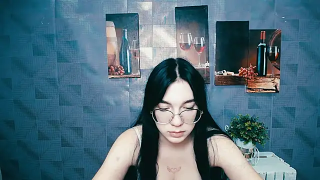 MiraBabe  online show from September 29, 6:40 am