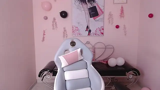 gaby angel  online show from October 19, 1:45 pm