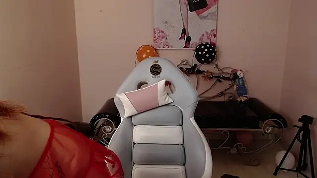 gaby angel  online show from October 25, 8:47 pm