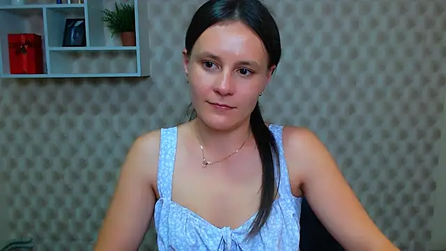 Snapshot of EvelinaMiss_ chatting on October 15, 12:27 pm EvelinaMiss online show from October 15, 12:27 pm