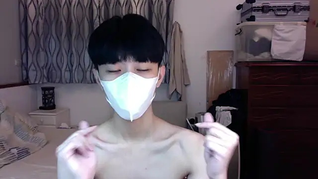 kai101010 online show from November 5, 3:45 pm