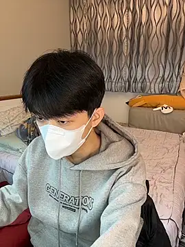 kai101010 online show from February 9, 1:04 pm