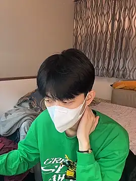 kai101010 online show from February 10, 2:32 pm