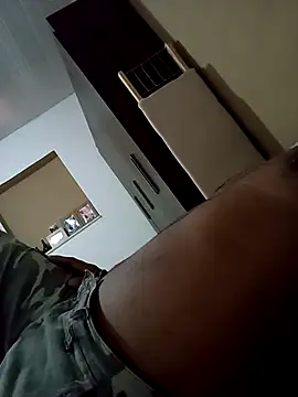 Snapshot of JeffersonRay chatting on March 30, 5:58 pm JeffersonRay online show from March 30, 5:58 pm