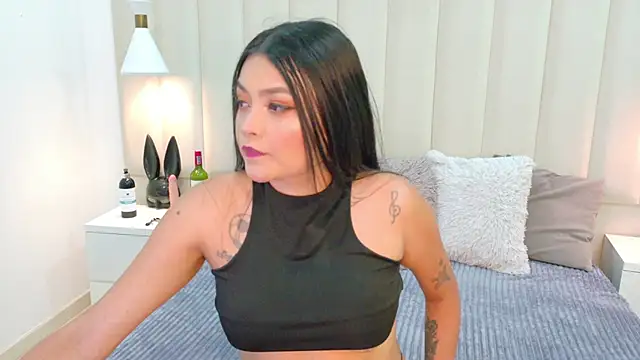 AteneaRoldan online show from October 15, 4:12 am