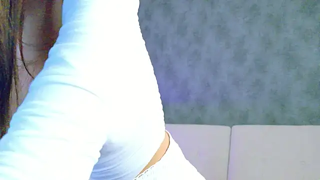 OnlyForYou  online show from January 9, 3:42 am