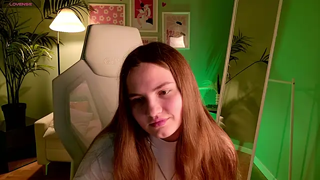 Evii Stich online show from September 28, 5:57 am